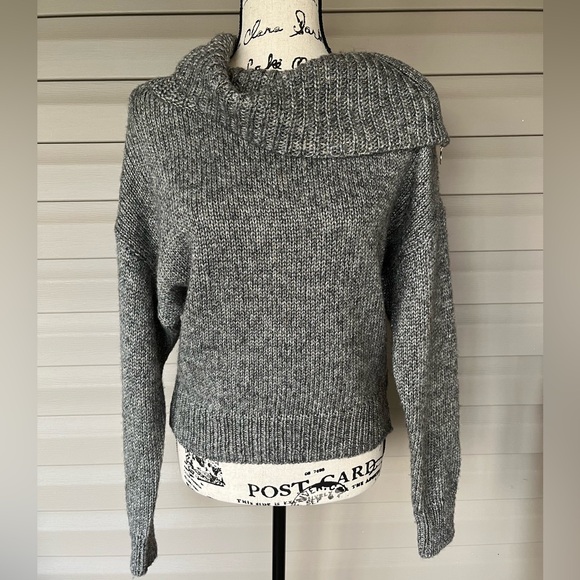 WHBM $99 Zip Neck Dolman Sleeve Pullover - Picture 7 of 10